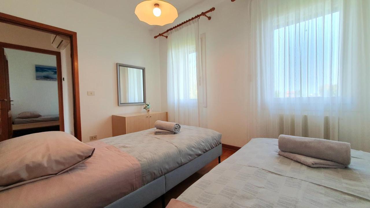 Niko Casa - 3 Bedroom Townhouse Ceggia Εξωτερικό φωτογραφία